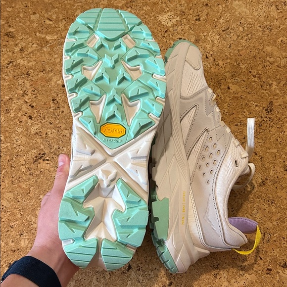 NWOT Hoka Anacapa Breeze Low Trail Hiking Shoes in Alabaster/Mint, Size 8 - Picture 9 of 10